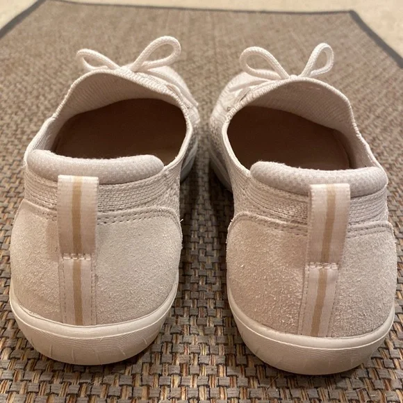 Skechers 8 Off White Memory Foam Slip On Sneakers - Picture 5 of 10